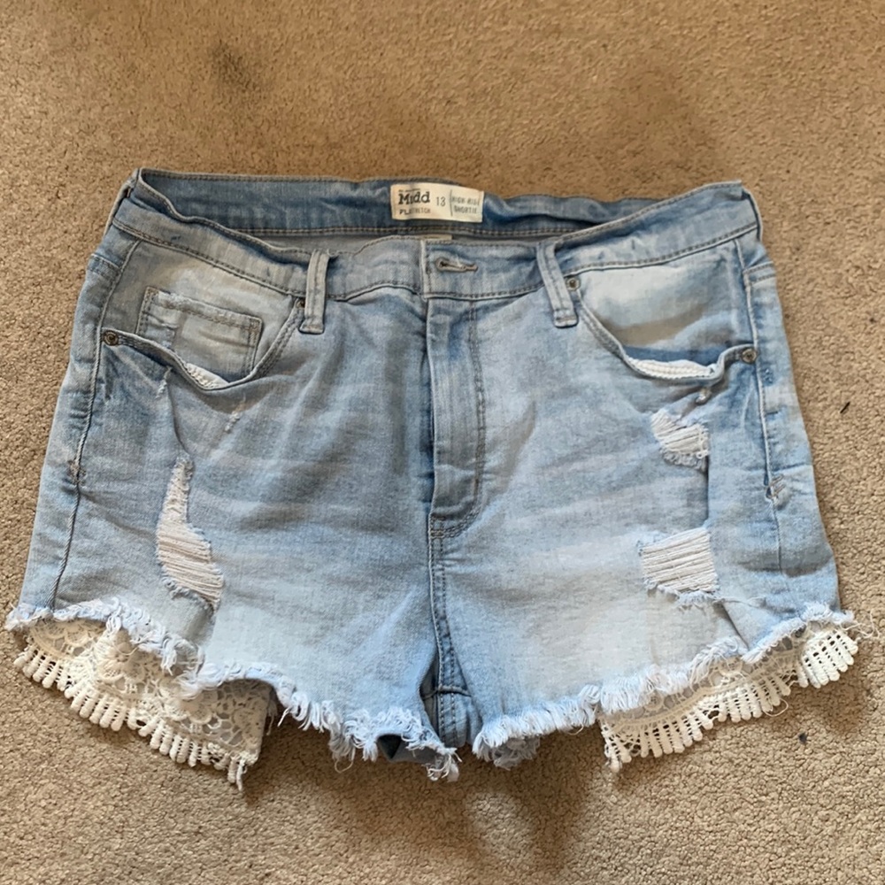 Mudd Jean shorts. FLX STRETCH